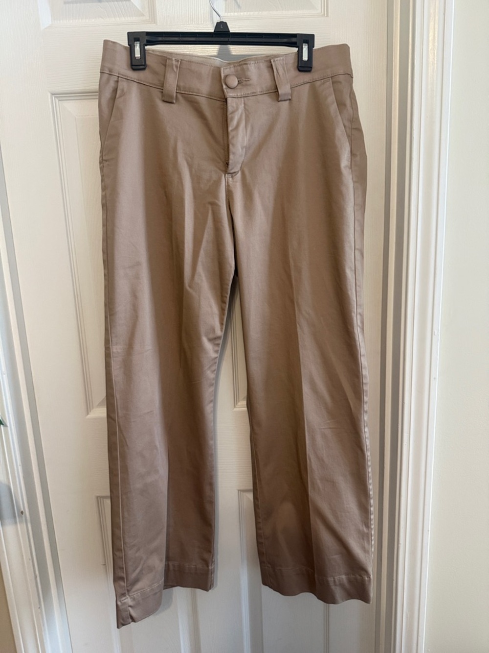 Lee Women’s wide leg trousers khaki tan work pants dress pants